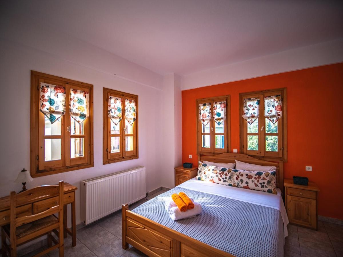 Orange House For Big Families In Damouchari - Delicious Houses Exteriér fotografie