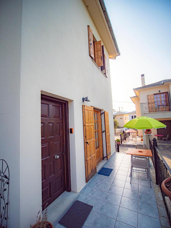 Orange House For Big Families In Damouchari - Delicious Houses Exteriér fotografie