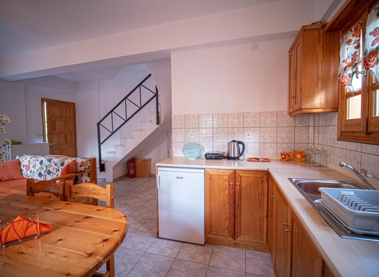 Orange House For Big Families In Damouchari - Delicious Houses Exteriér fotografie