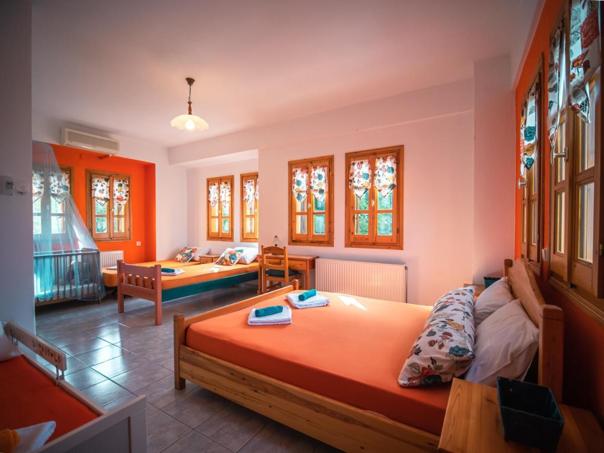 Orange House For Big Families In Damouchari - Delicious Houses Exteriér fotografie