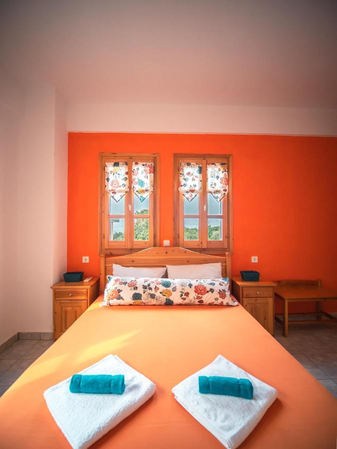 Orange House For Big Families In Damouchari - Delicious Houses Exteriér fotografie