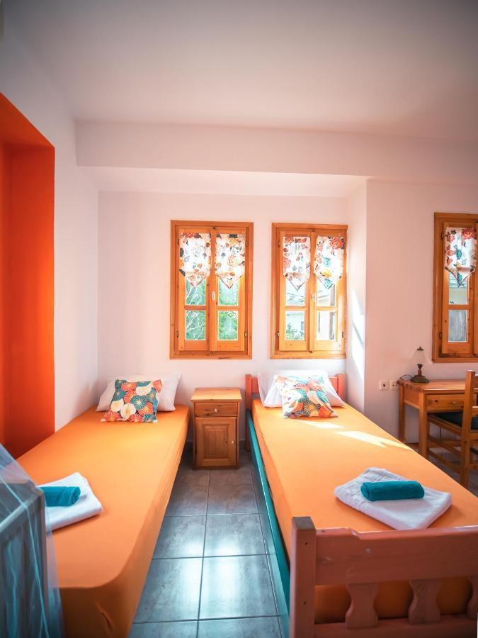 Orange House For Big Families In Damouchari - Delicious Houses Exteriér fotografie